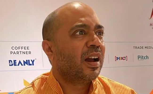 Delhi court directs FIR against Abhijit Mitra for objectionable posts against Newslaundry journos